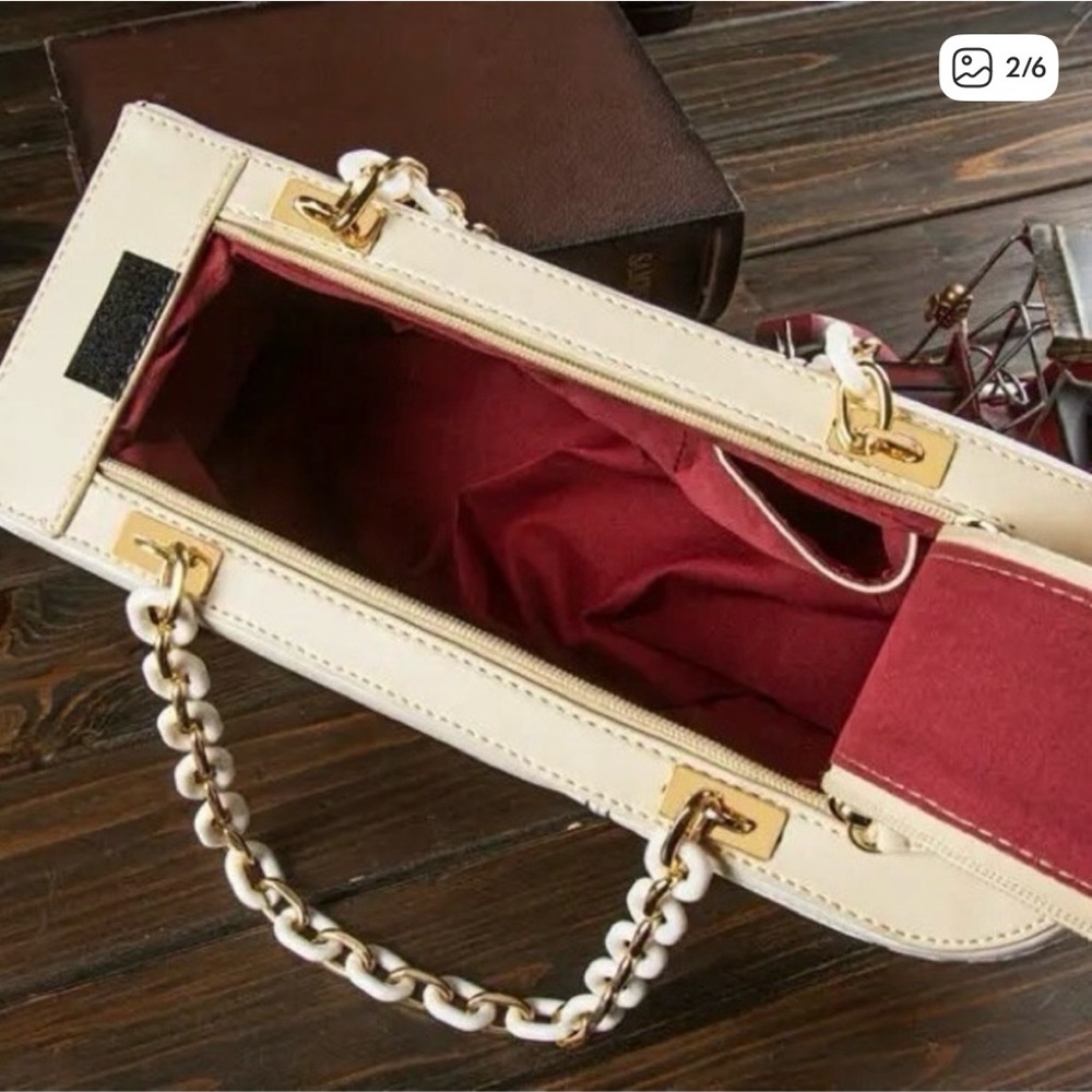New DS CHERI Volkswagen Bus Handbag - Picture 6 of 6
